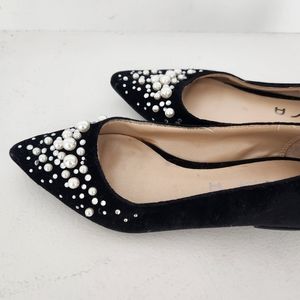 Unisa Pointed Toe Flats with Pearl Details, 6M